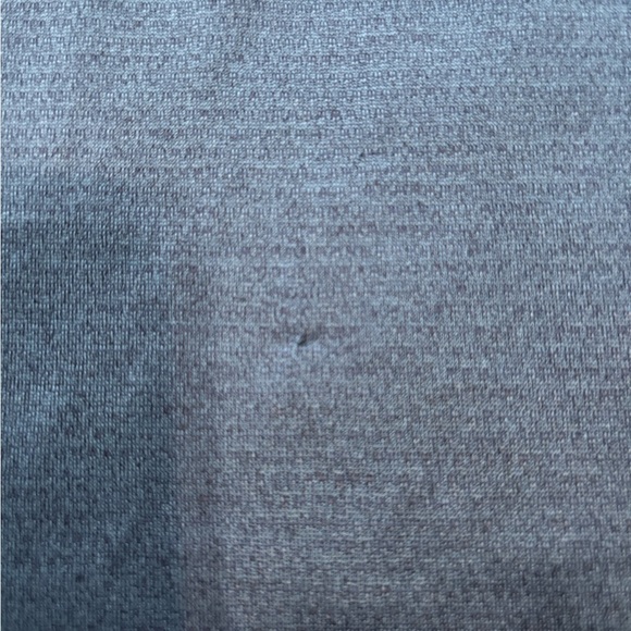 NWT Under Armour Mens Hoodie M Fitted Blue Pullover Long Sleeve Athletic Tee - Picture 7 of 7